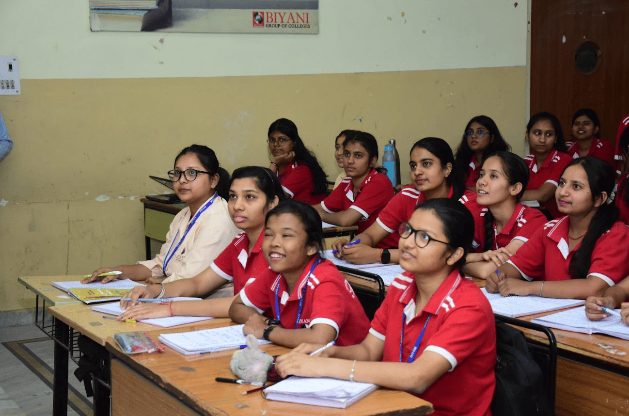 Biyani Girls College Jaipur Labs photo 14